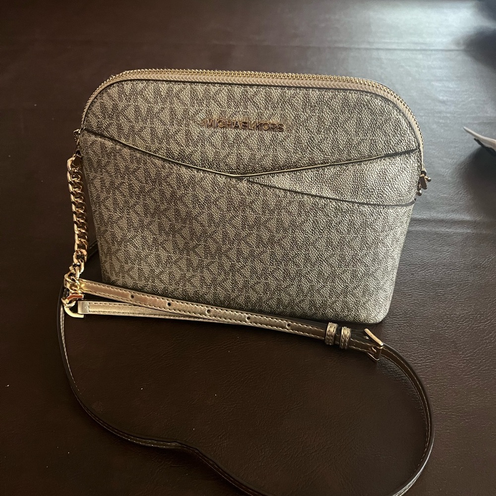 NWT Michael Kors Gray Crossbody Bag with Gold Chain